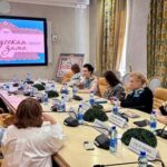 В Общественной палате РФ состоялась презентация платка «Русская зима»